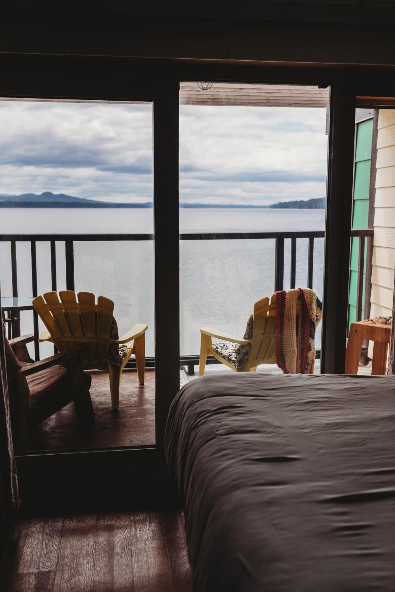 The Oceanfront Hotel Sointula Bilik gambar